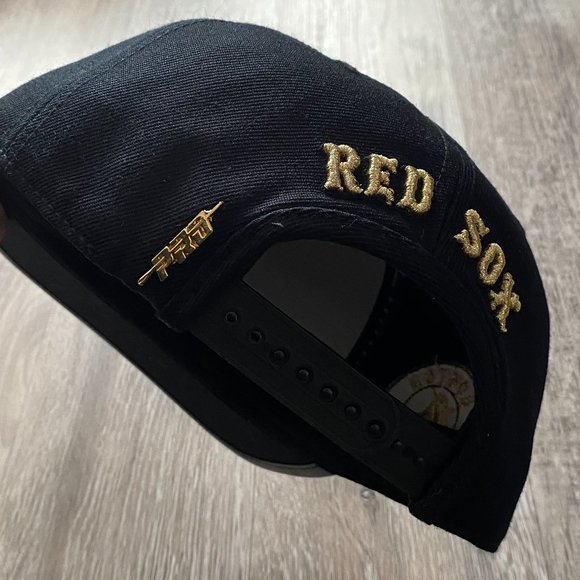 Black Leather Boston Red Sox Snap Back Hat - Picture 7 of 11